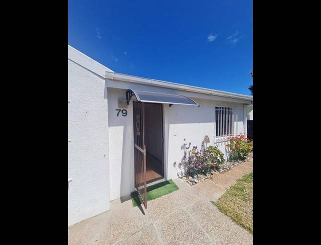 2 BEDROOM PROPERTY TO RENT IN TABLE VIEW